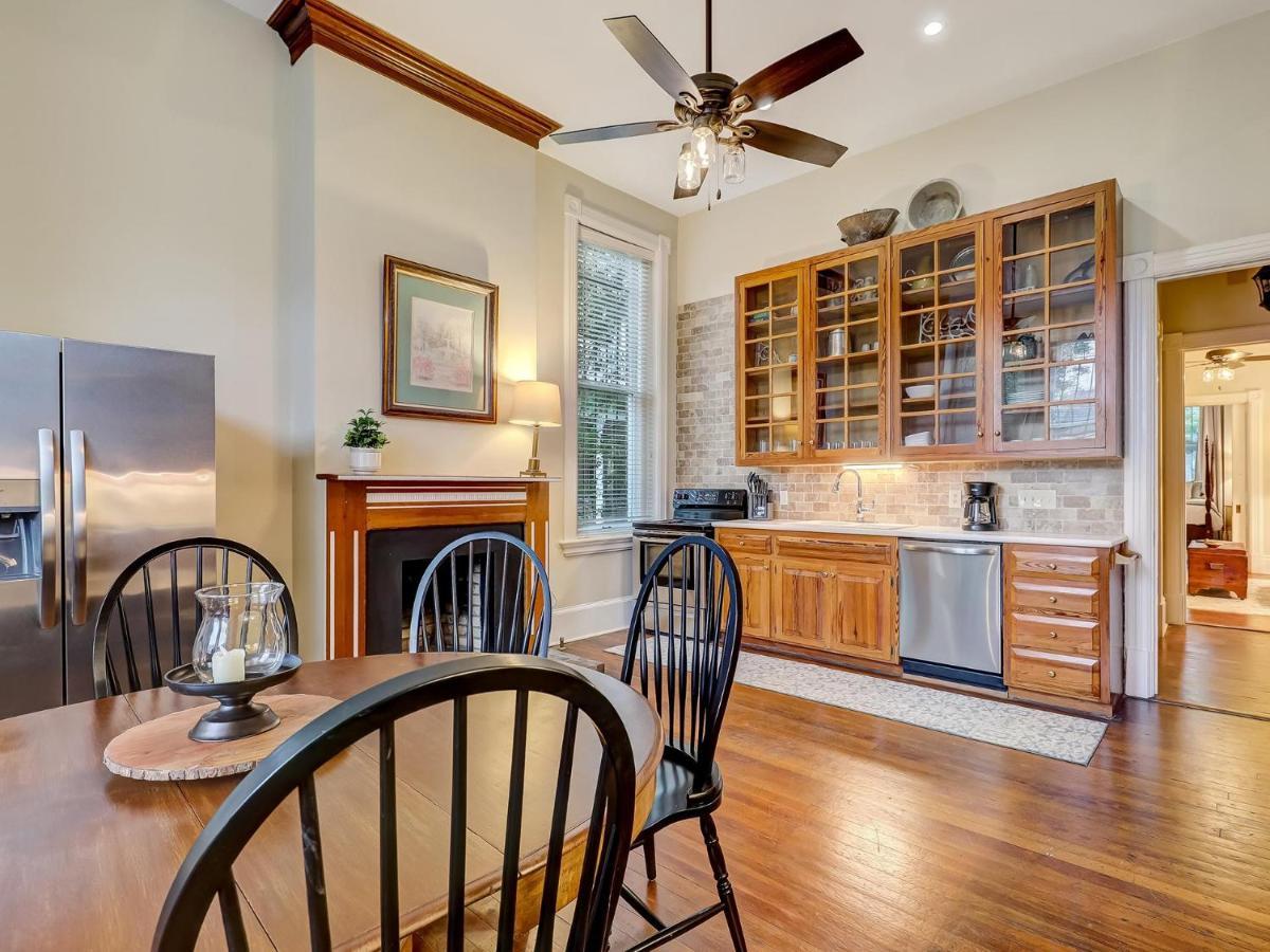 Parlor On Lafayette Villa Savannah Exterior foto