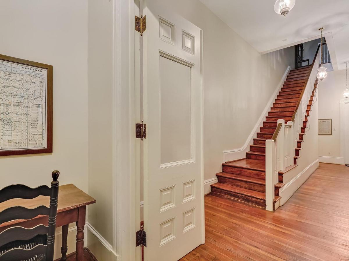 Parlor On Lafayette Villa Savannah Exterior foto